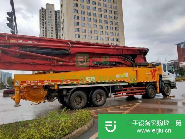 重慶出售三一泵車，五十鈴52米底盤,6節臂