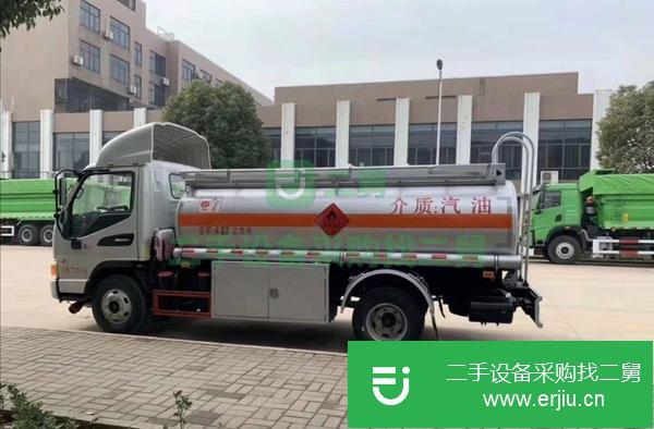 內蒙古出售二手楚勝牌5噸油罐車