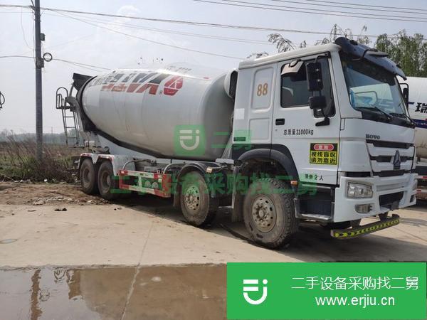 北京出售豪沃?jǐn)嚢柢?chē)，亞特上裝大20拉22。車(chē)況原車(chē)原版