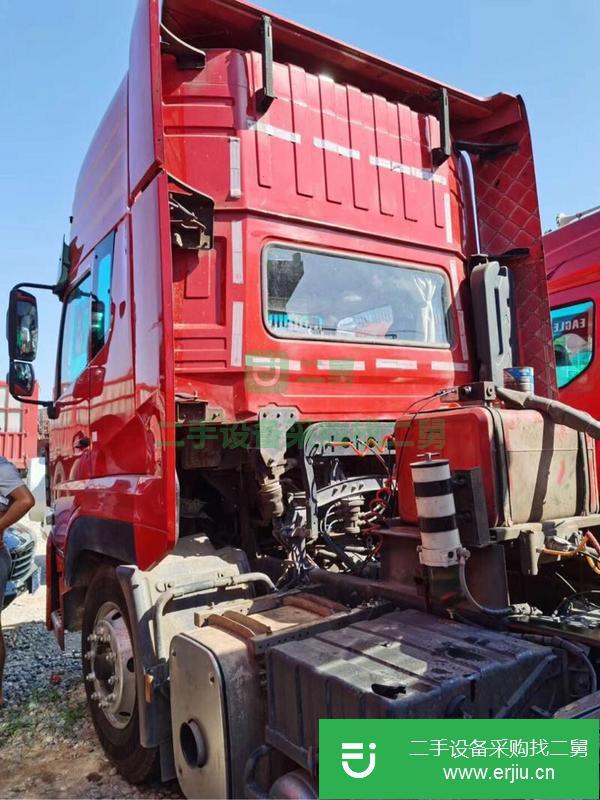 江西出售二手東風天龍牽引車450馬力