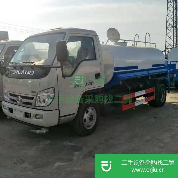 山東出售二手多利卡6噸灑水車