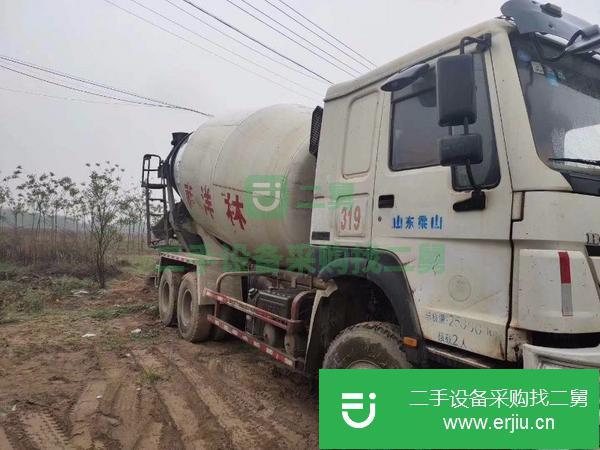 云南出售二手豪沃攪拌車