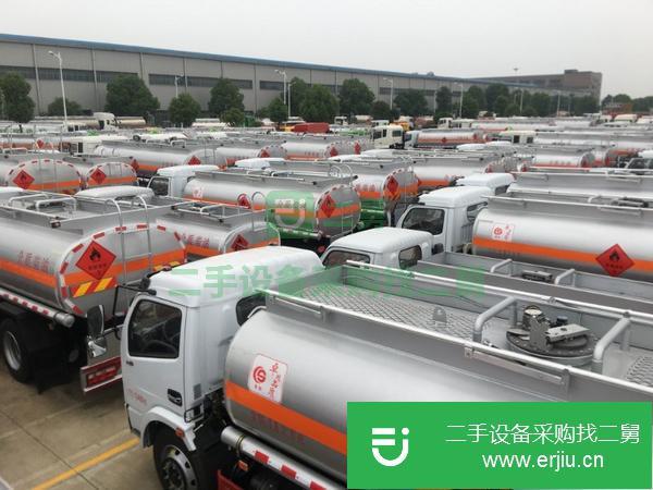 吉林出售二手東風(fēng)油罐車(chē)