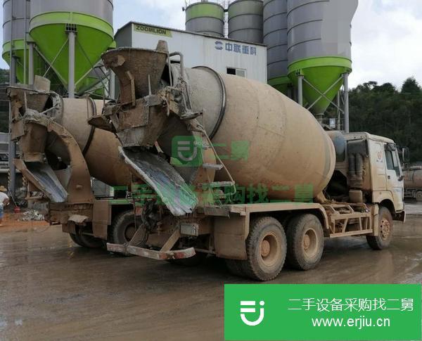 廣西出售二手重汽豪沃10方攪拌車