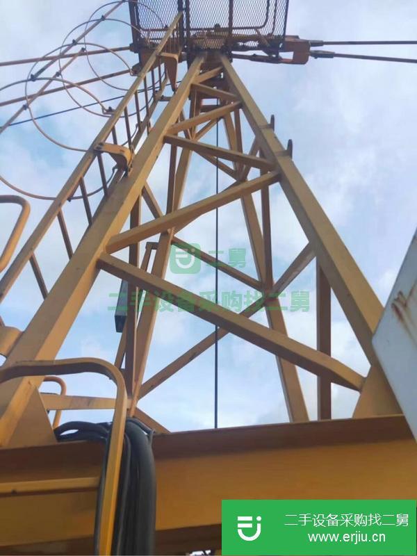 福建出售二手中聯(lián)5610塔吊