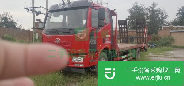 江西出售二手解放6米8挖機平板運輸車
