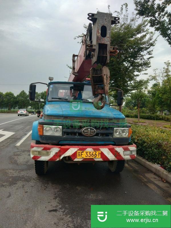 江蘇出售二手八噸東岳吊車