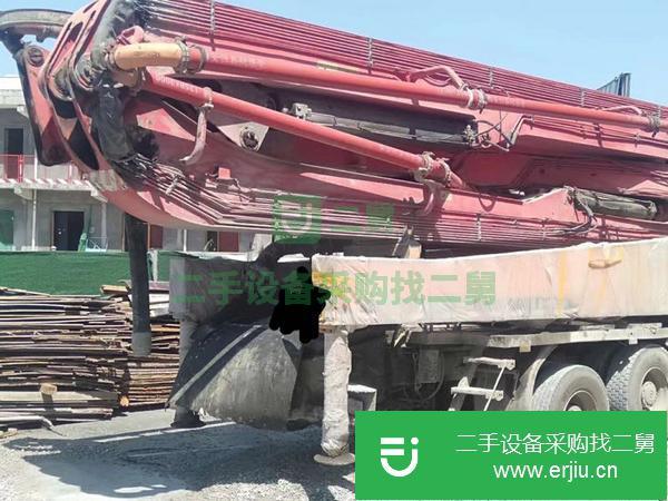 陜西出售二手三一泵車，奔馳56米底盤