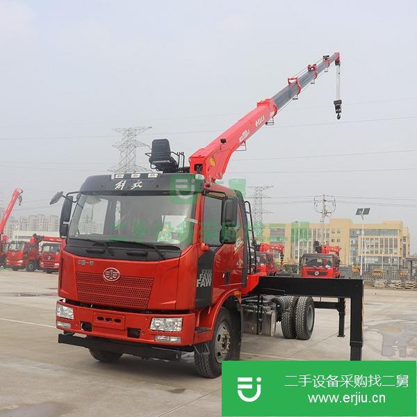 山東出售二手解放八噸隨車吊