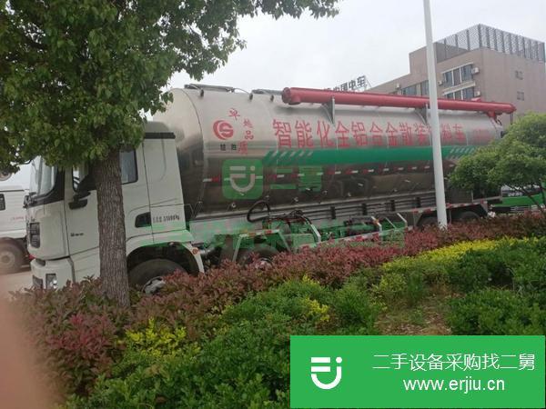 貴州出售二手高端散裝飼料運輸車