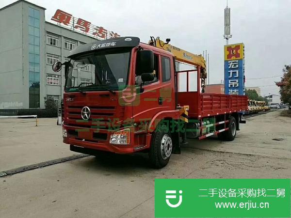 湖北出售二手大運(yùn)6.3噸隨車吊