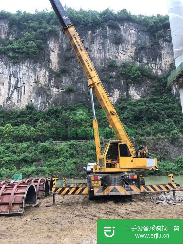 江西出售一臺柳工吊車4節臂