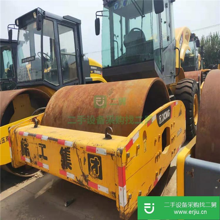 上海出售二手26噸震動(dòng)壓路機(jī)