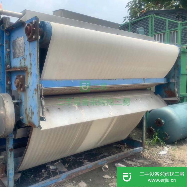 山東出售二手大型板式壓濾機(jī)