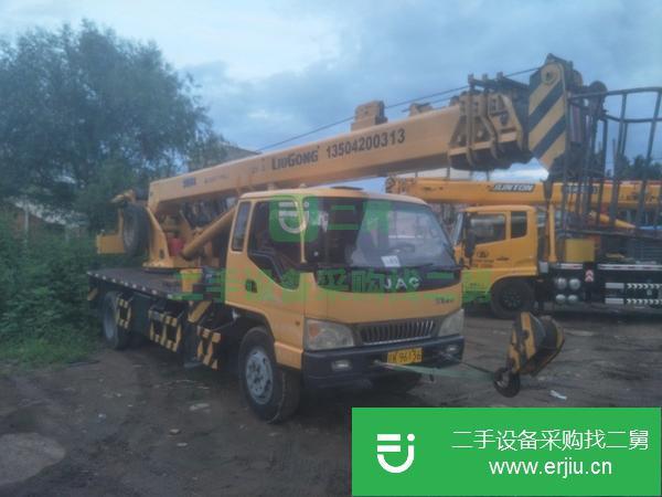 遼寧出售二手柳工四節(jié)臂八噸吊車(chē)