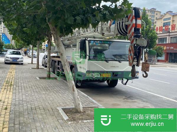 河北出售二手中聯(lián)重科藍(lán)色關(guān)愛25v5汽車吊