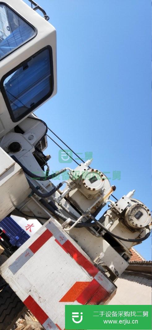 天津出售二手中聯(lián)吊車12噸