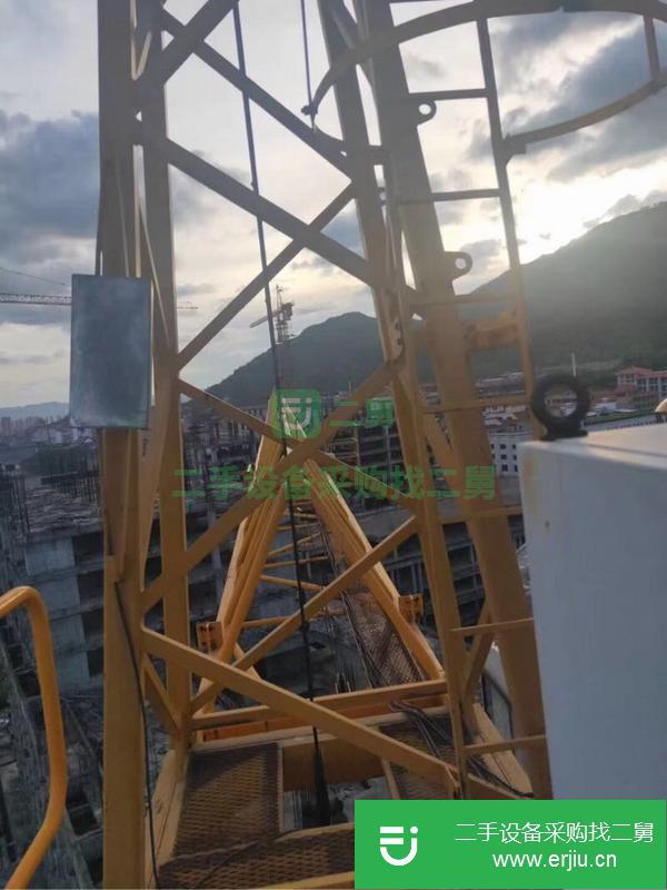 福建出售二手中聯(lián)5610塔吊