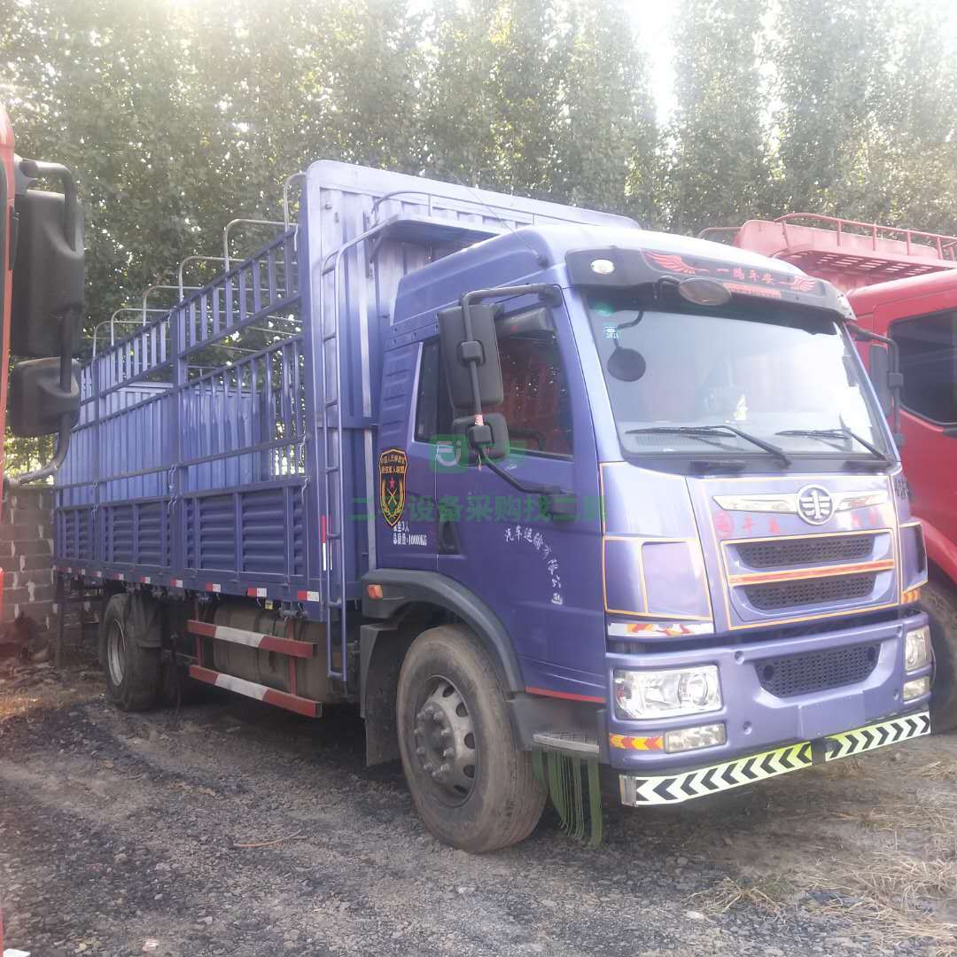 出售二手17年9月陜汽德龍X3000 430馬力貨車 雙驅輕體原版車況可分期提檔