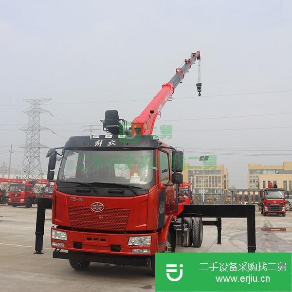 山東出售二手解放八噸隨車吊
