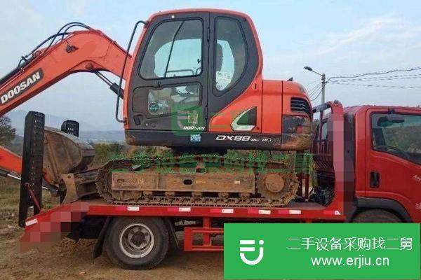 北京出售挖機平板運輸車，手續齊全