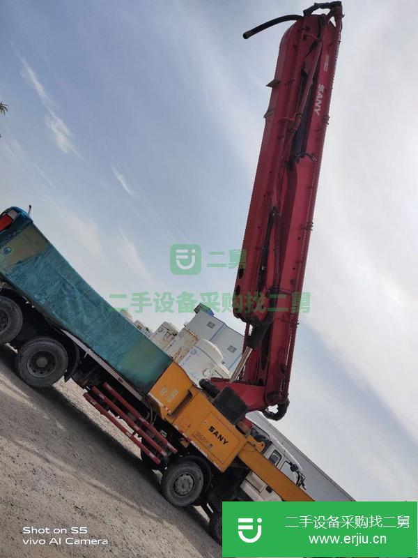 上海出售三一泵車，五十鈴56米底盤，極品車況