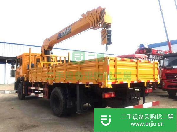 廣西出售二手東風單橋8噸隨車吊