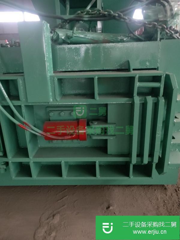 江蘇出售二手120噸廢紙臥式打包機(jī)