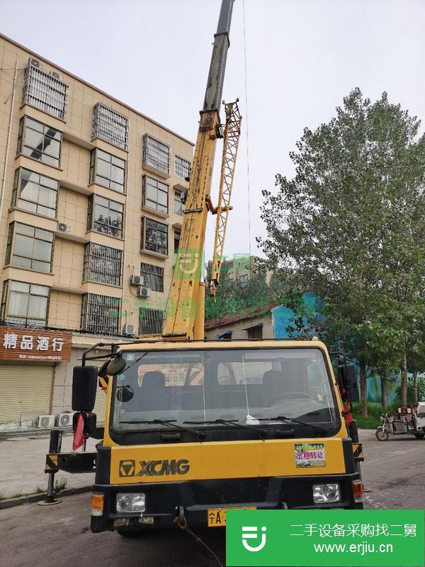 貴州出售二手25噸徐工吊車，五節臂