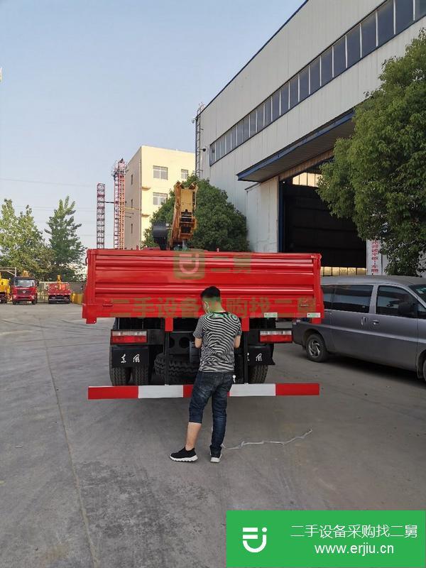 湖北出售二手東風T5前四后八隨車吊