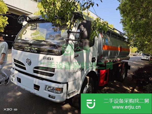 江西出售8噸東風(fēng)福瑞卡油罐車