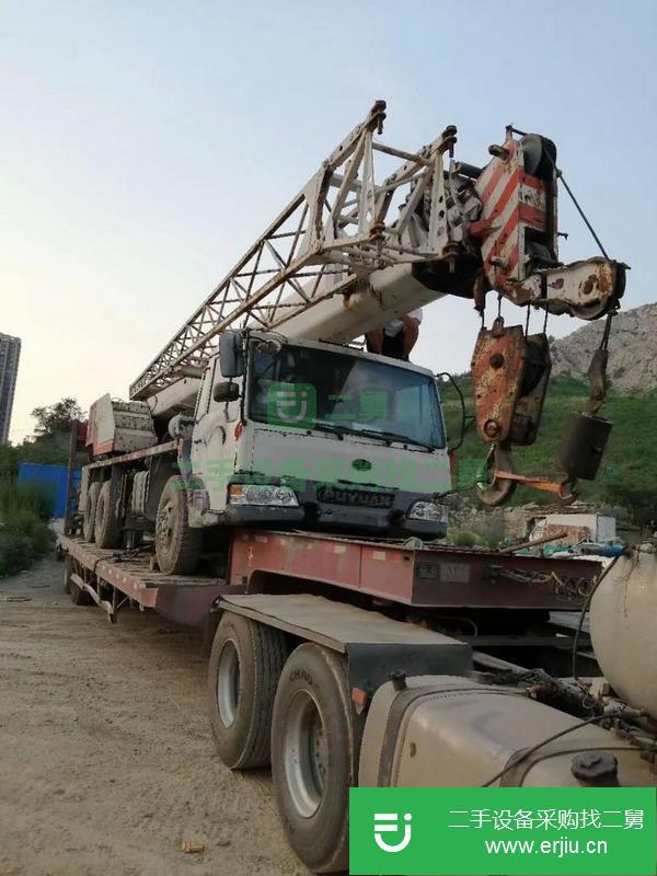 河南出售二手中聯(lián)吊車(chē)