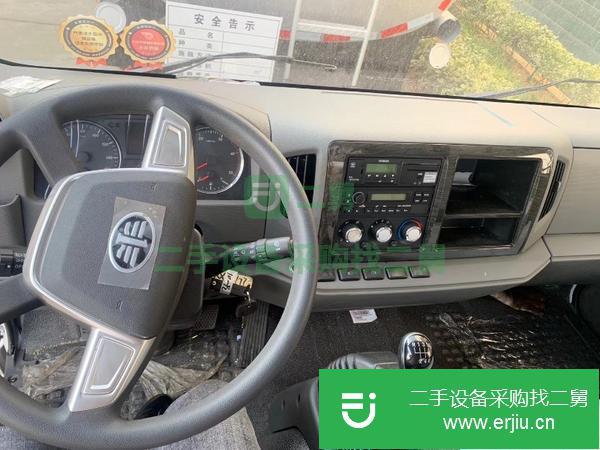 內蒙古出售二手解放8噸油罐車