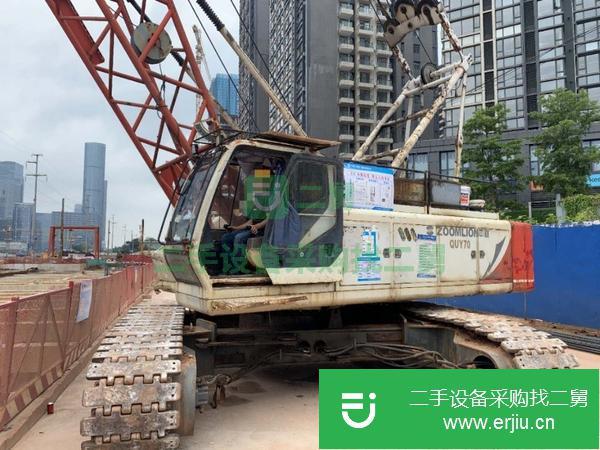 廣西出售70噸中聯履帶吊車,手續齊全,保險到21年3月