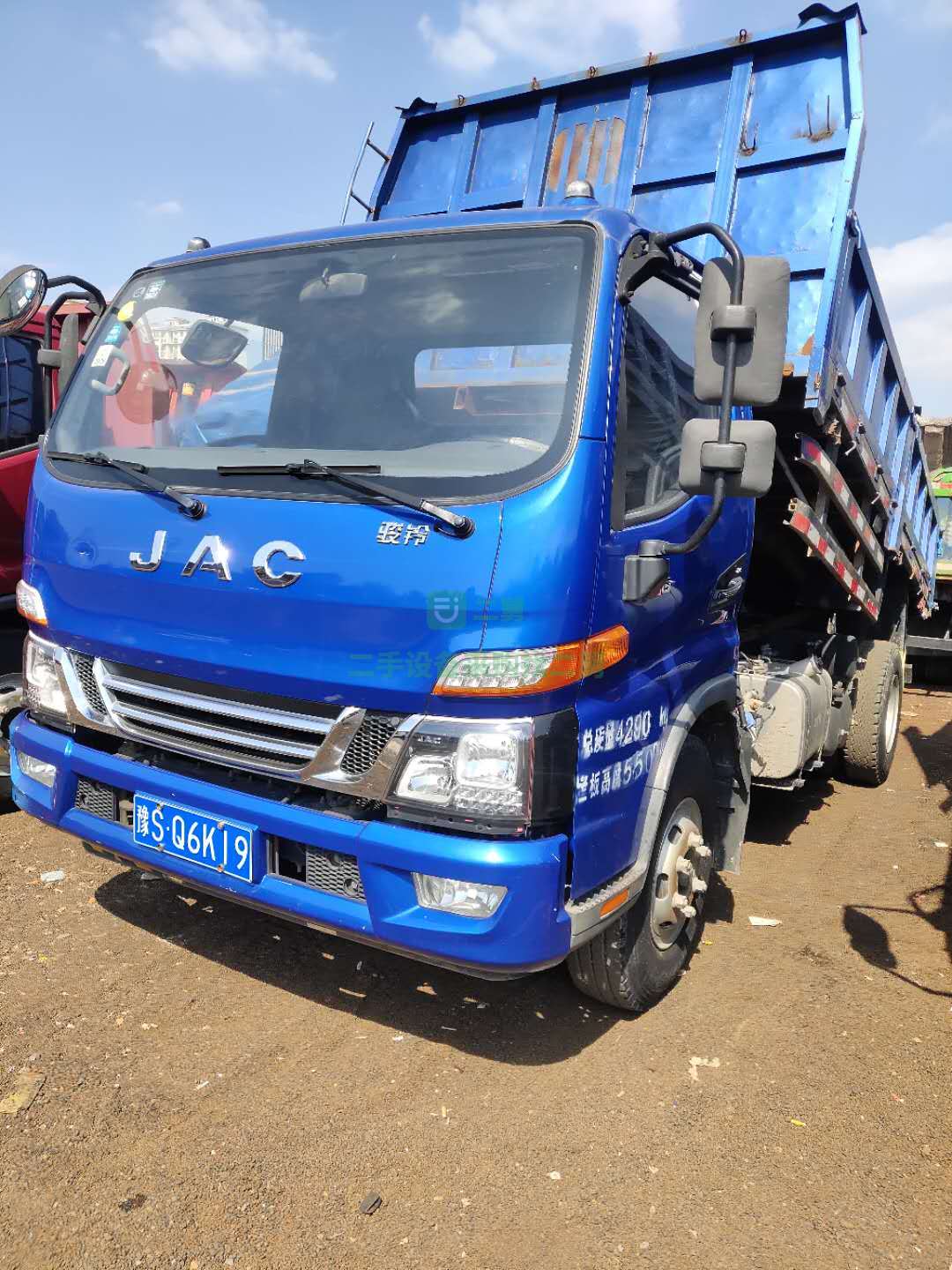 出售一臺19年江淮4米2平板后翻自卸車