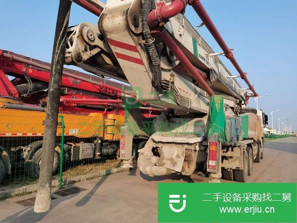 江蘇出售二手徐工V7，62米泵車國5