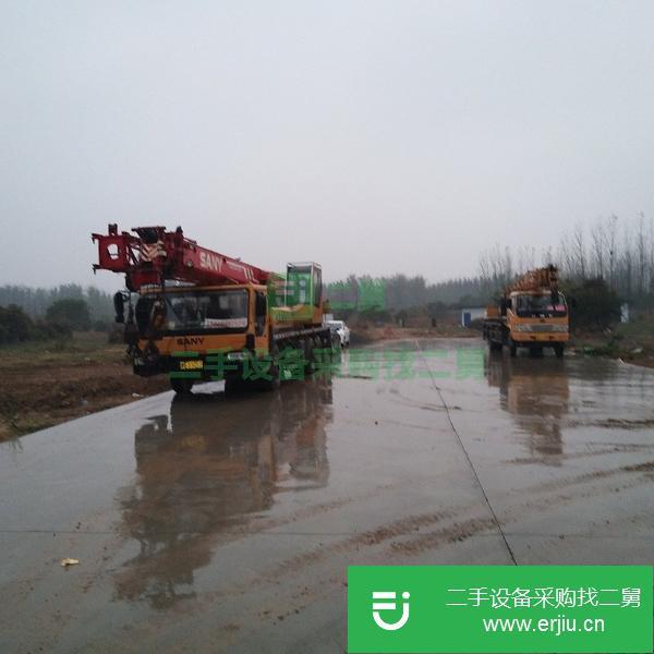 河南出售二手三一吊車手續(xù)齊全無事故,車子剛年檢過