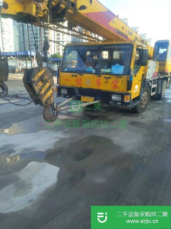 江蘇出售二手三一25噸吊車