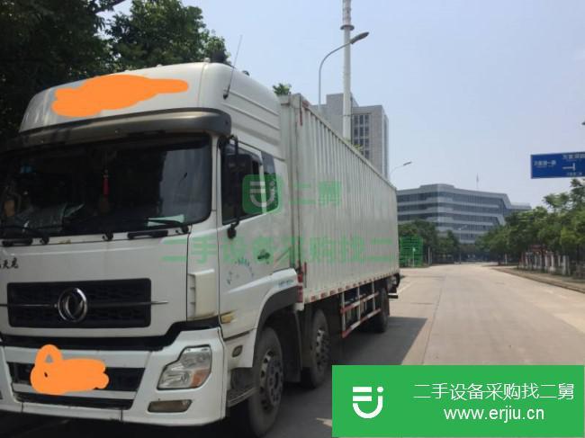 湖北出售二手東風天龍前四后四245馬力廂式貨車