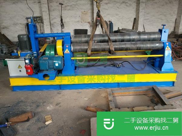 吉林出售二手W11-16*2000對(duì)稱式機(jī)械自動(dòng)卷板機(jī)
