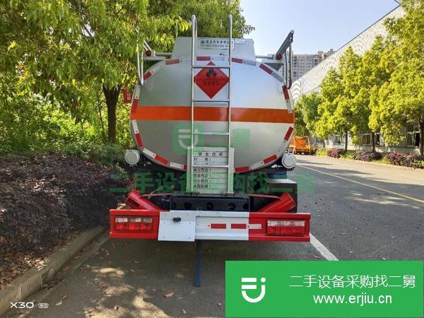 江西出售8噸東風(fēng)福瑞卡油罐車