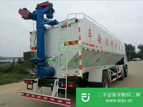 湖南出售二手散裝飼料運(yùn)輸車12方