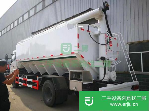 陜西出售二手散裝飼料運(yùn)輸車