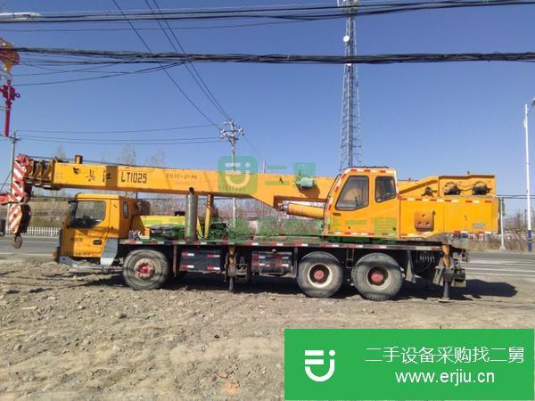 新疆出售長江吊車,手續齊全,車況好