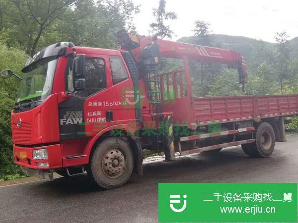 貴州出售二手解放10噸隨車吊