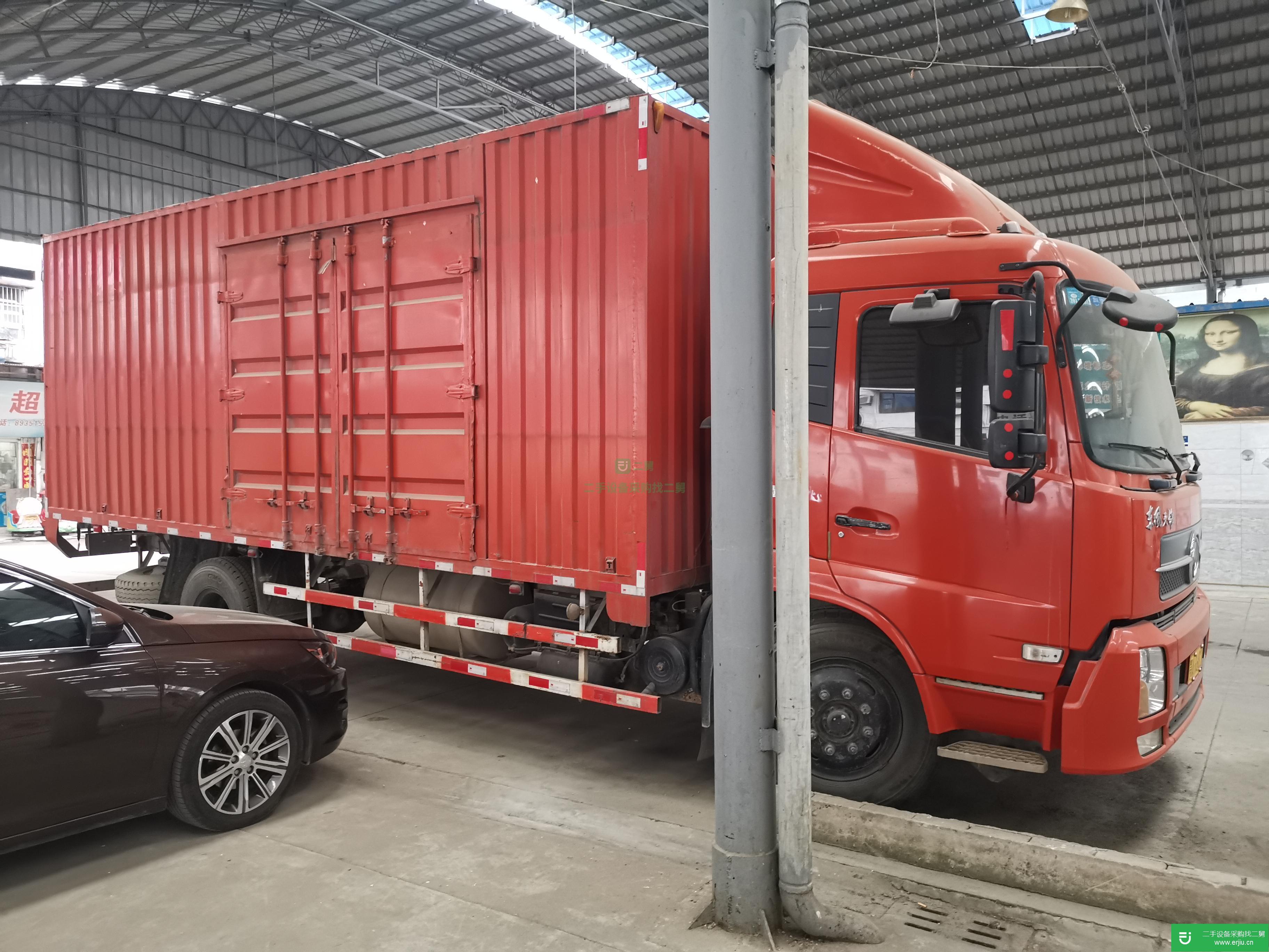 湖北出售二手東風天錦箱式貨車
