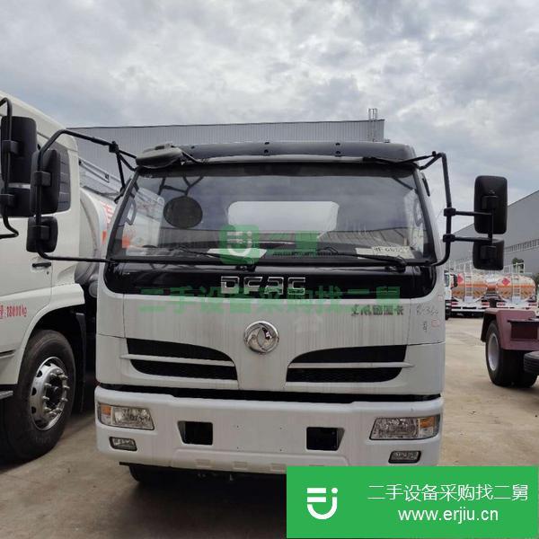 山東出售二手東風福瑞卡9.2方汽油介質加油車