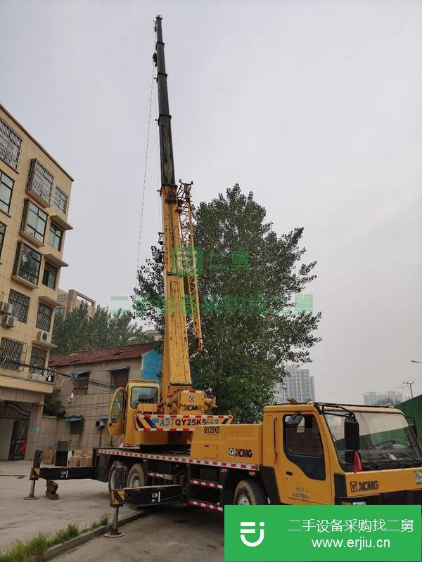貴州出售二手25噸徐工吊車，五節臂