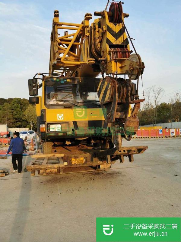 河南出售一臺徐工吊車，手續(xù)齊全，車況板正