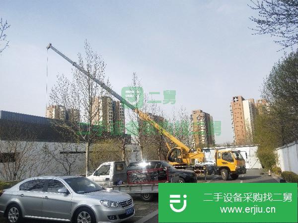 天津出售二手柳工4節(jié)臂8噸汽車吊